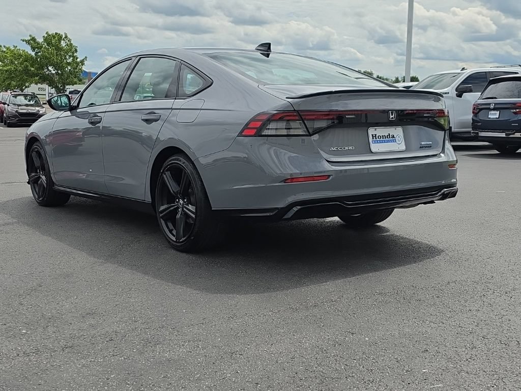 Used 2023 Honda Accord Sport image 5
