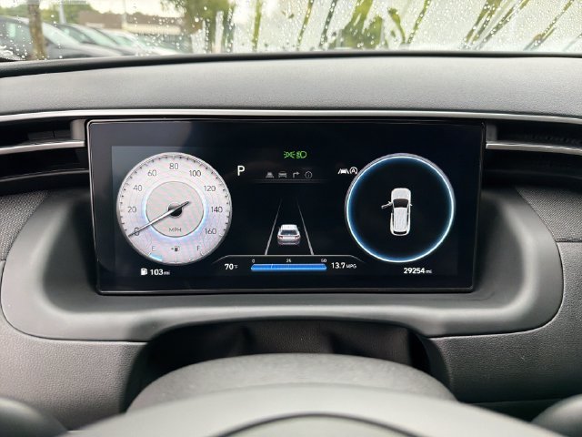 Certified 2024 Hyundai Tucson SEL w/ Convenience Package FWD image 30