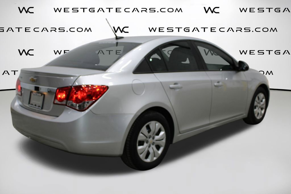 Used 2014 Chevrolet Cruze LS image 33