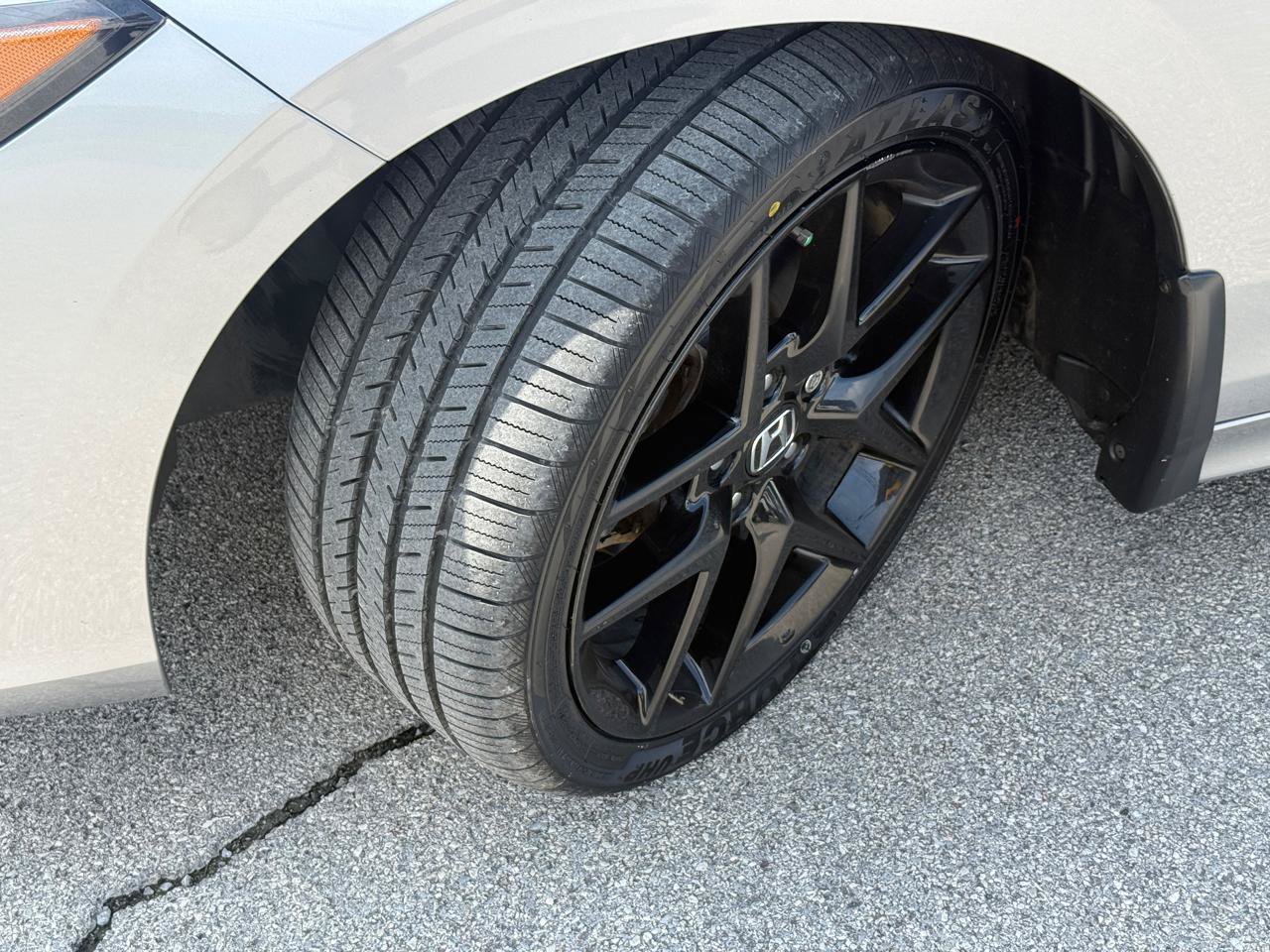 Used 2023 Honda Civic Sport image 9
