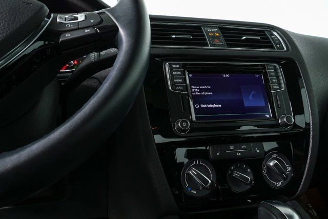 Used 2016 Volkswagen Jetta SEL image 13