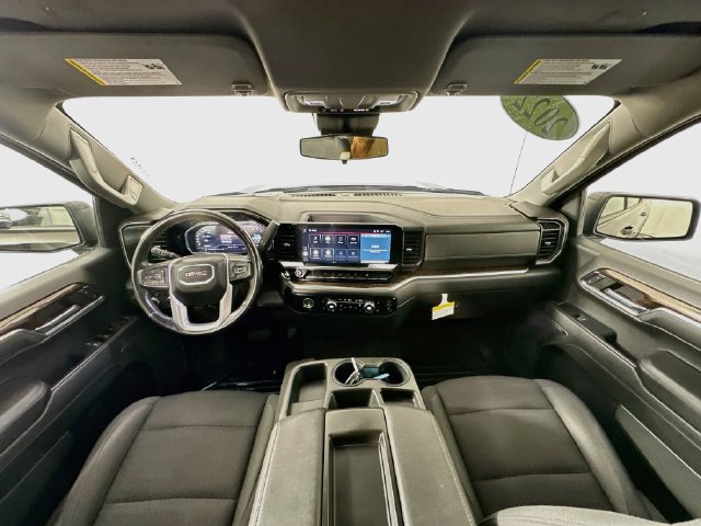 Used 2022 GMC Sierra 1500 Elevation AWD/4WD image 3