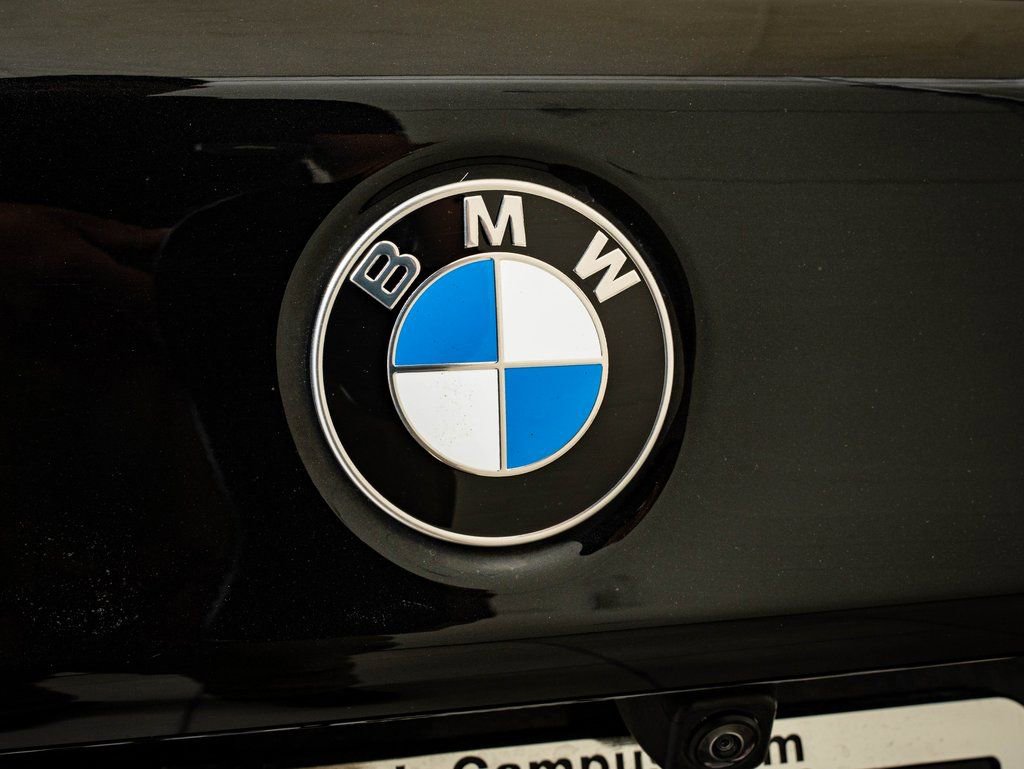 Used 2023 BMW 540i xDrive w/ Executive Package image 17