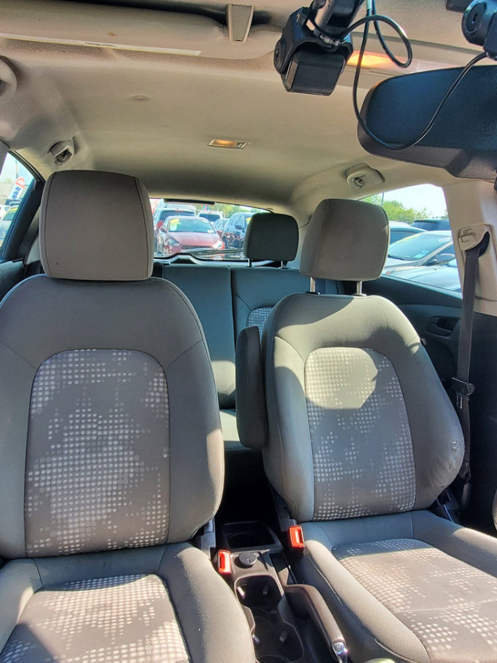 Used 2017 Chevrolet Sonic LT image 19