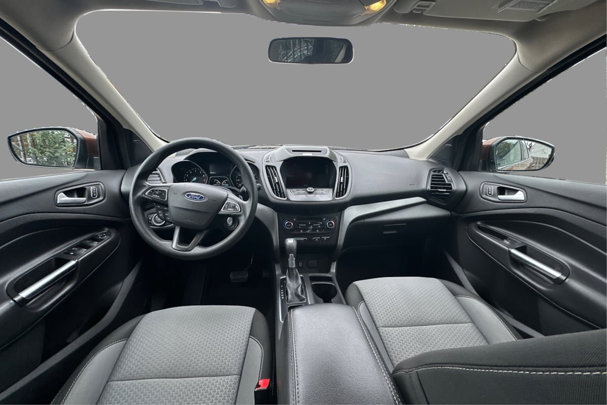 Used 2017 Ford Escape SE w/ Equipment Group 201A AWD/4WD image 43