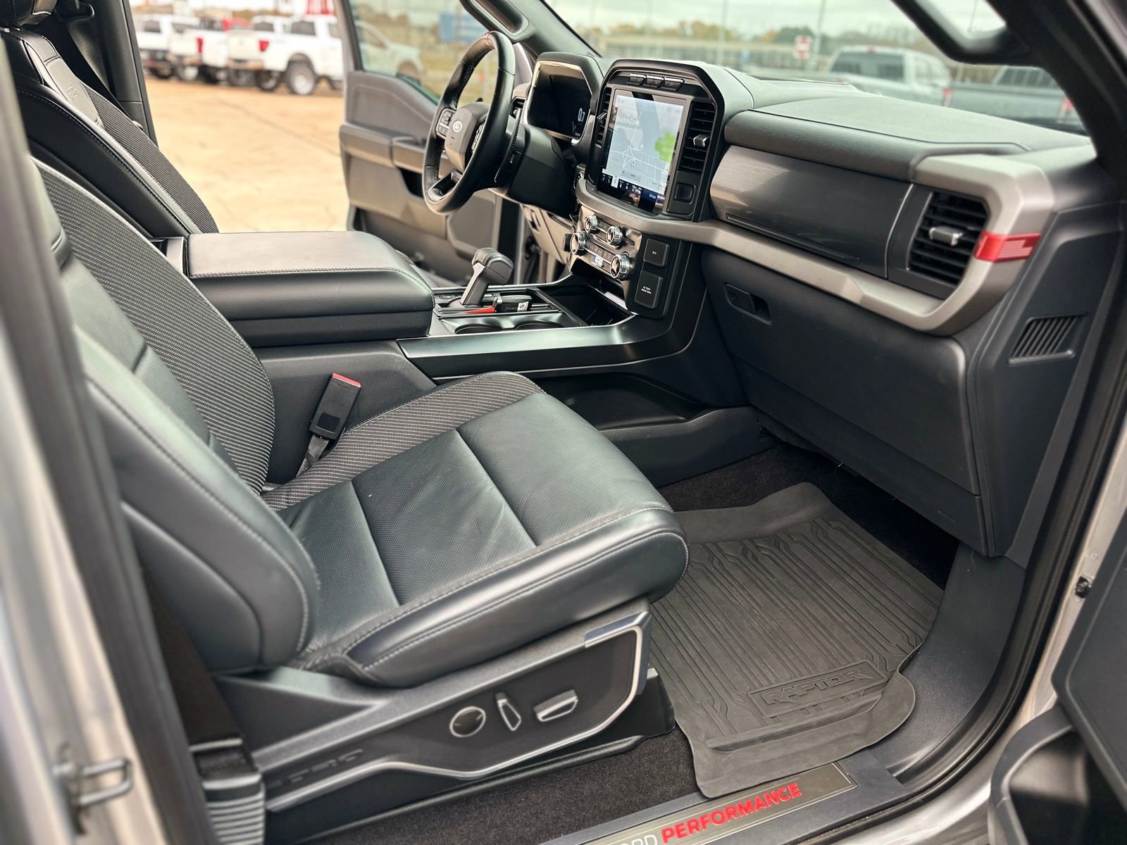 Used 2022 Ford F150 Raptor image 40