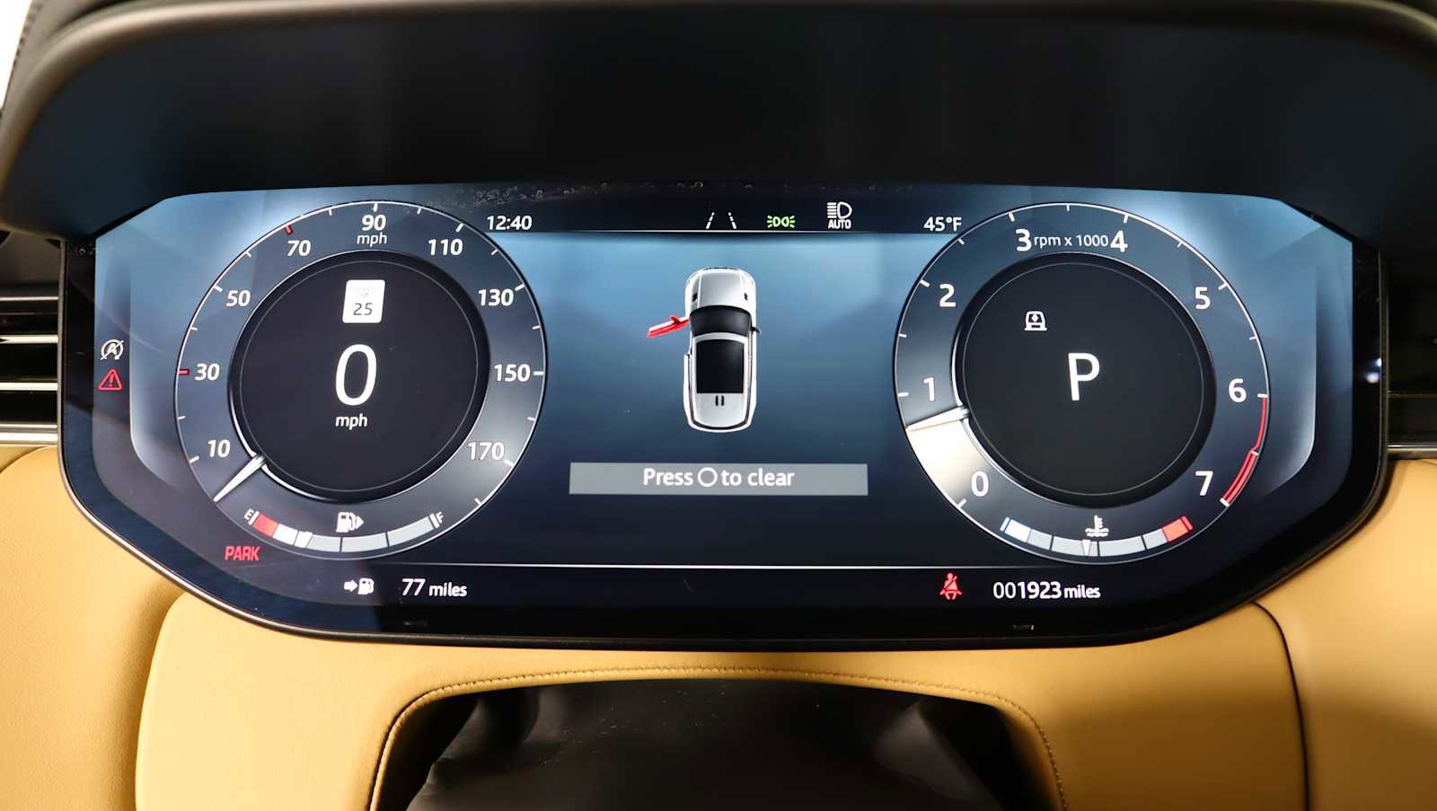 Used 2025 Land Rover Range Rover Sport Dynamic SE image 16