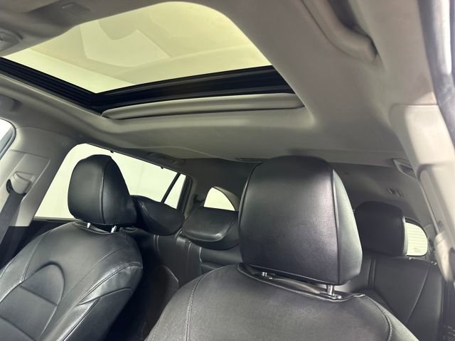 Used 2022 Toyota Highlander XLE image 12