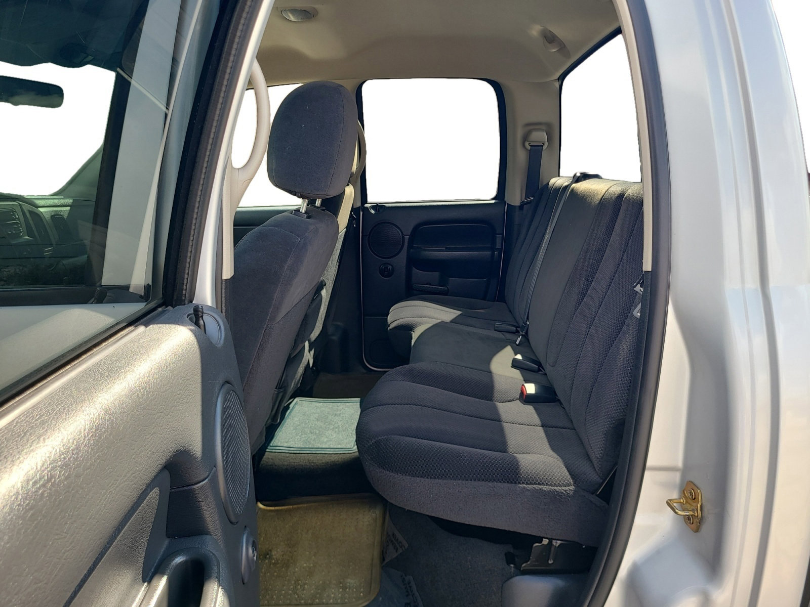 Used 2003 Dodge Ram 1500 Truck SLT image 17