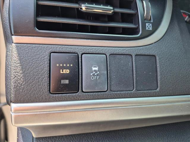 Used 2014 Toyota Camry SE FWD image 15