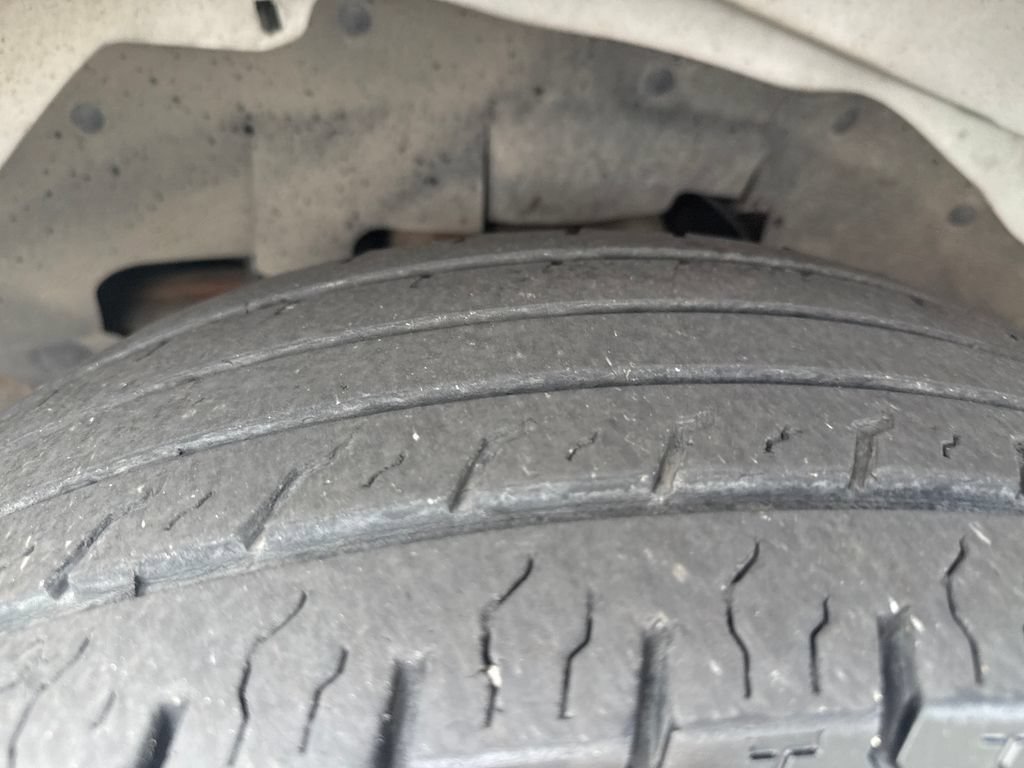 Used 2019 Chevrolet Express 3500 LT w/ LT Preferred Equipment Group RWD image 40