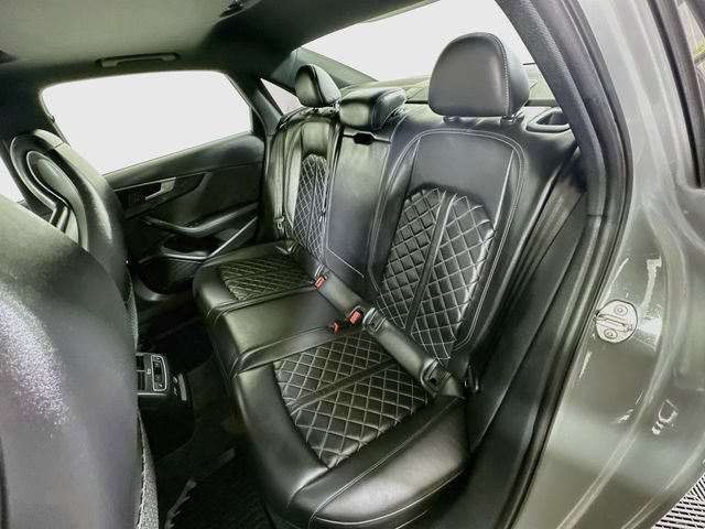 Used 2019 Audi S4 Premium Plus w/ Premium Plus Package AWD/4WD image 30