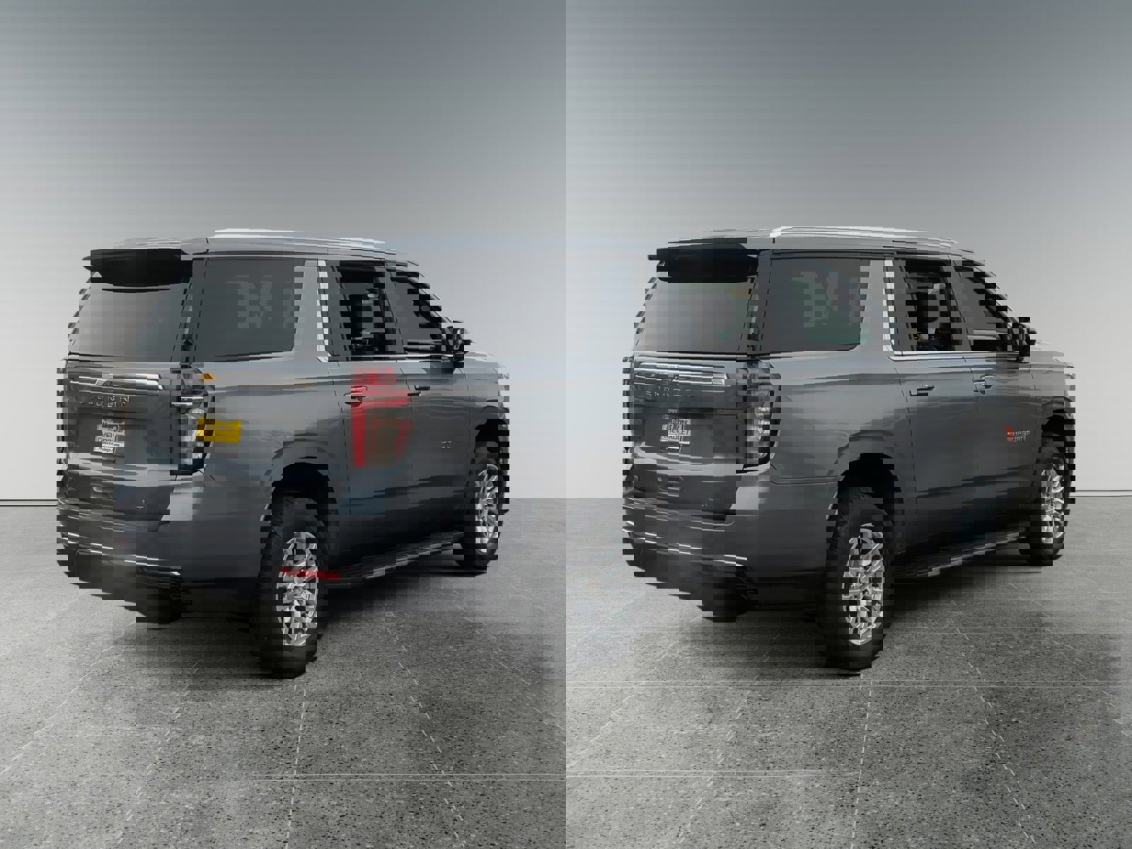 Used 2022 Chevrolet Suburban LT image 5