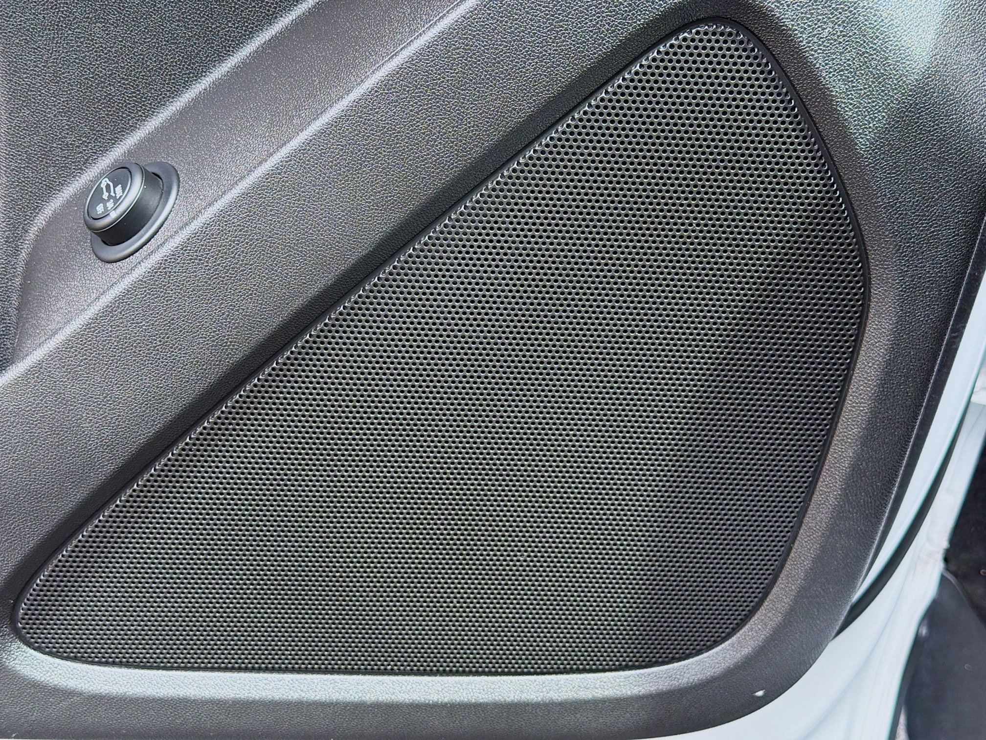 Used 2019 Chevrolet Equinox LT image 24