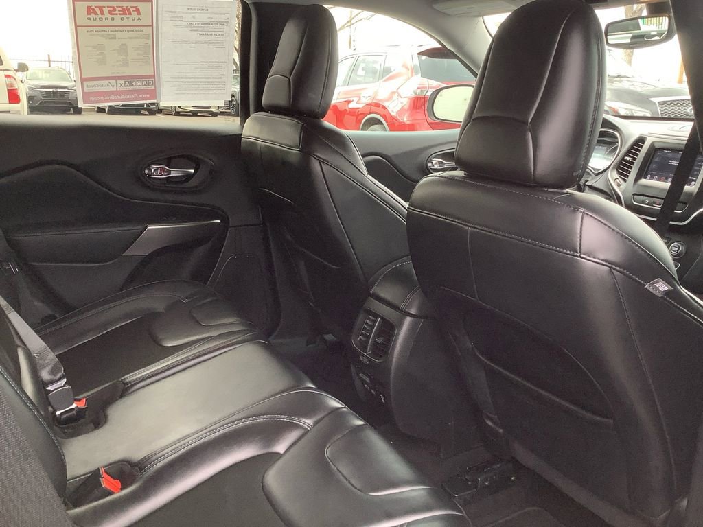 Used 2020 Jeep Cherokee Latitude Plus w/ Comfort/Convenience Group image 17