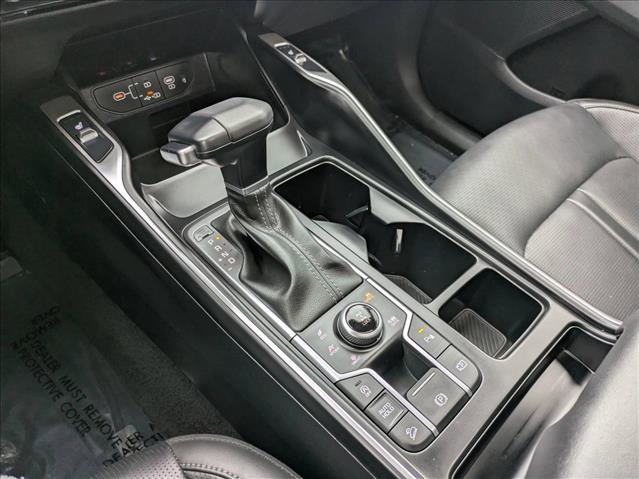 Used 2024 Kia Sorento S w/ Panoramic Sunroof Package AWD/4WD image 13