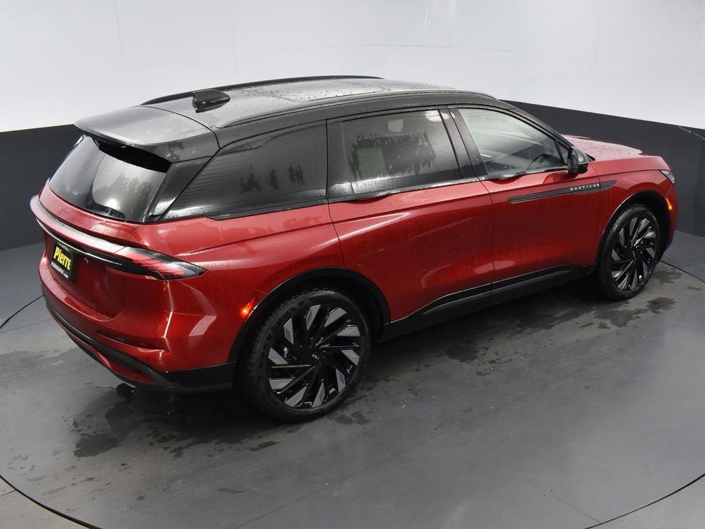 New 2026 Lincoln Nautilus Reserve w/ Jet Appearance Package image 2