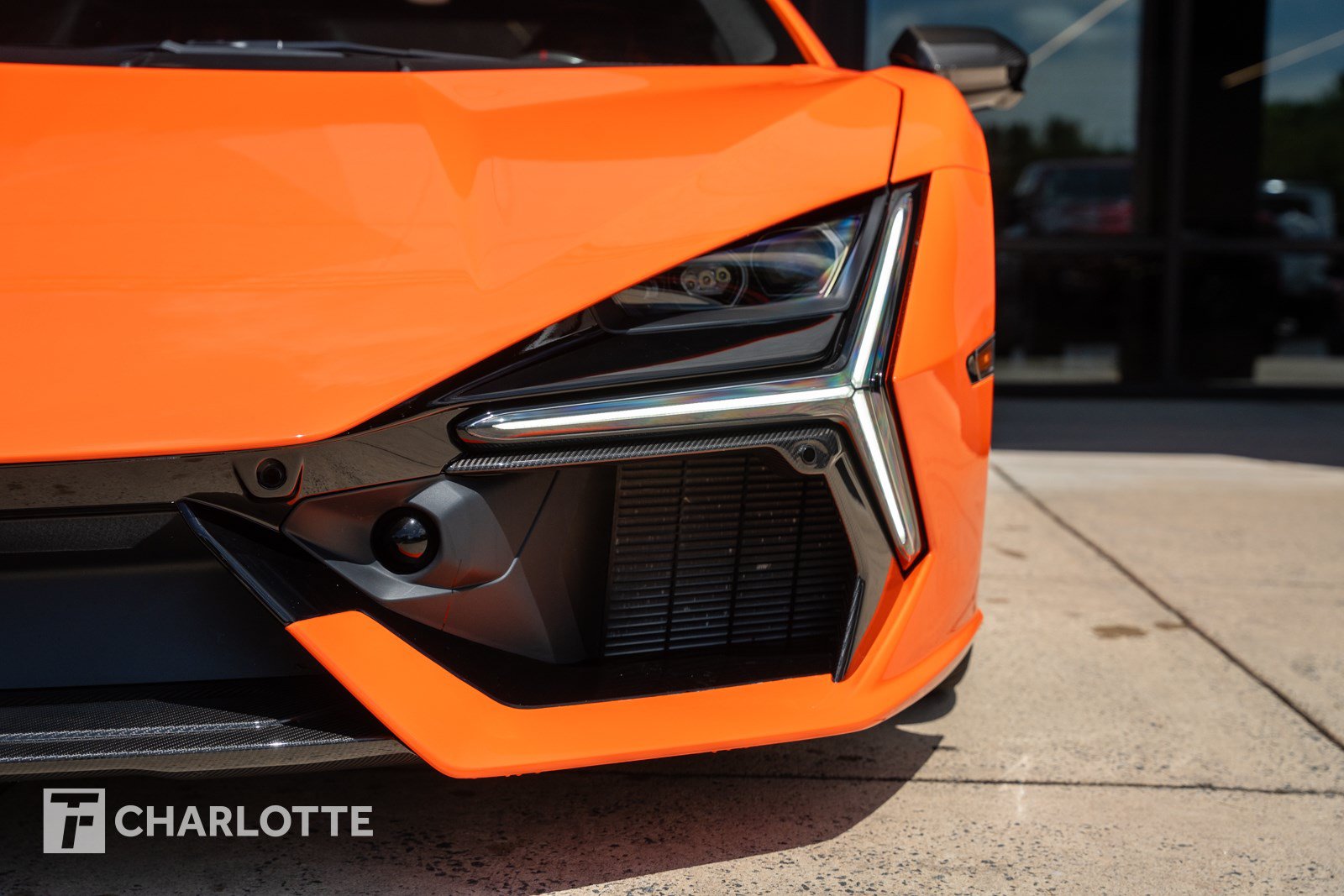 Used 2024 Lamborghini Revuelto AWD/4WD image 4