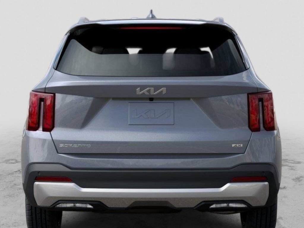 Used 2025 Kia Sorento S AWD/4WD image 13