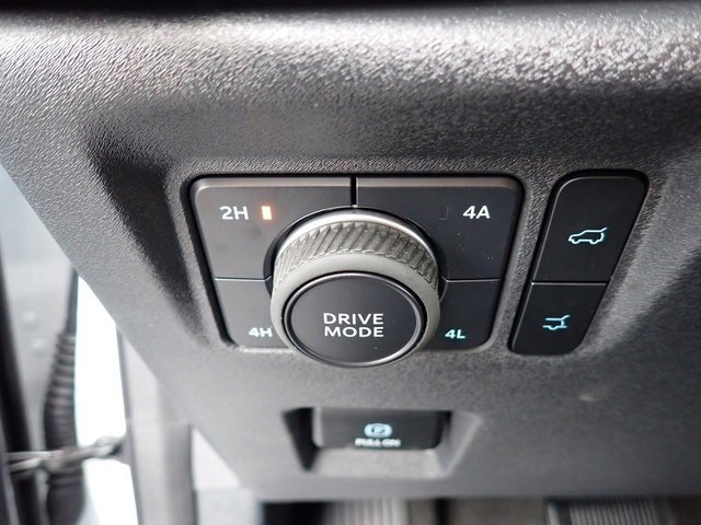 Used 2025 Ford Expedition Active image 26