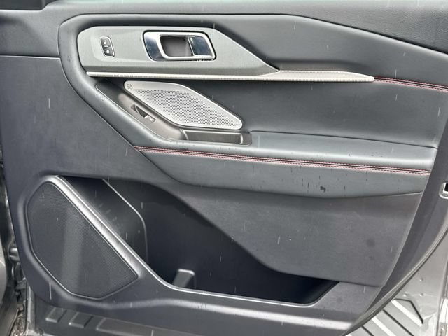 Certified 2025 Ford Explorer ST AWD/4WD image 9