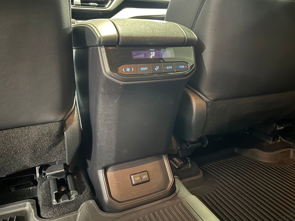 Certified 2022 Toyota Highlander XLE image 19