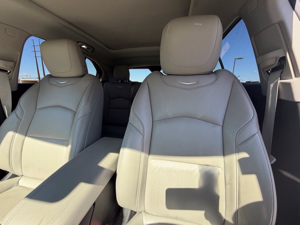 Used 2019 Cadillac XT4 Premium Luxury w/ Enhanced Visibility Package AWD/4WD image 11
