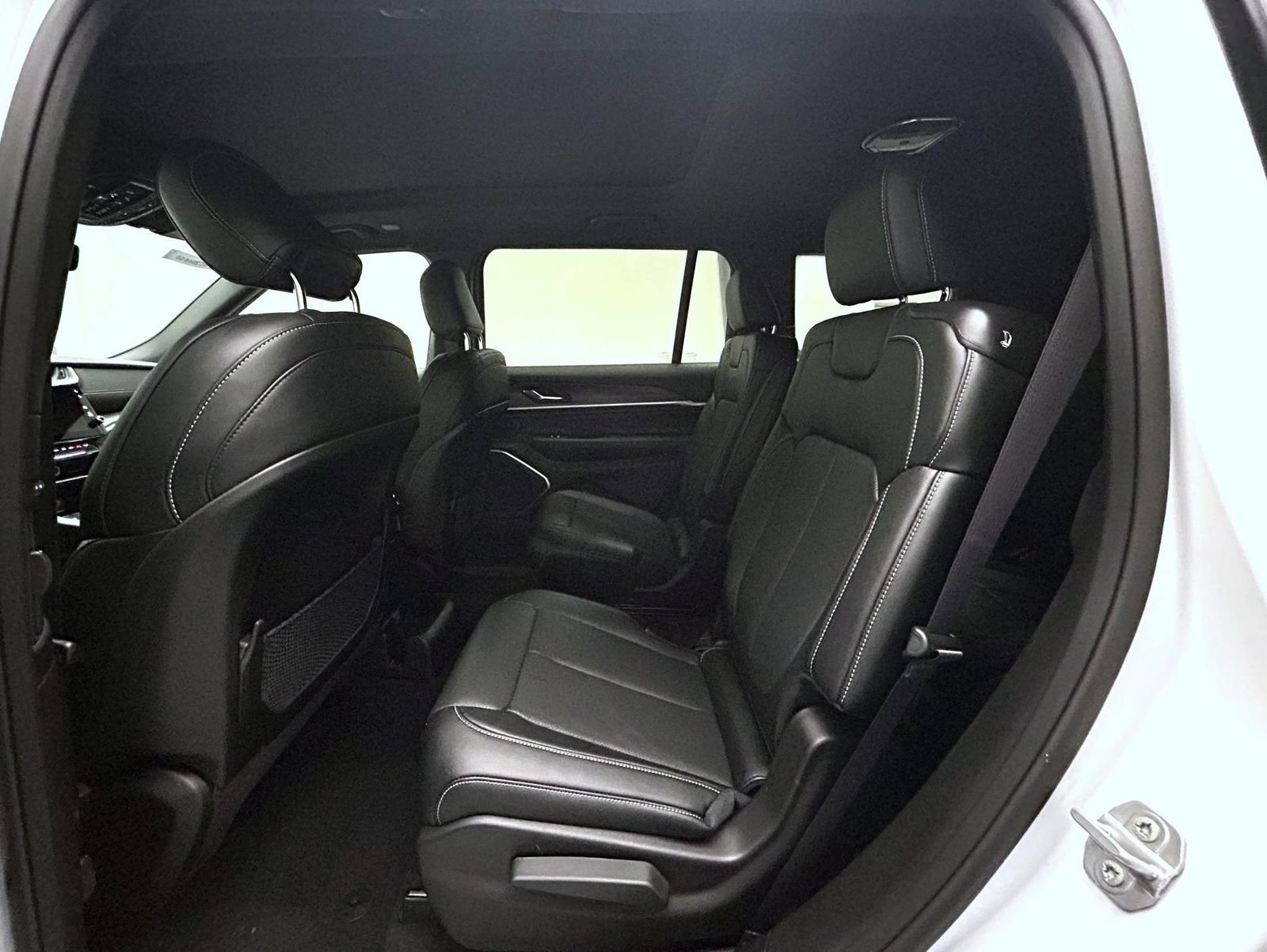New 2026 Jeep Grand Cherokee L Limited AWD/4WD image 20