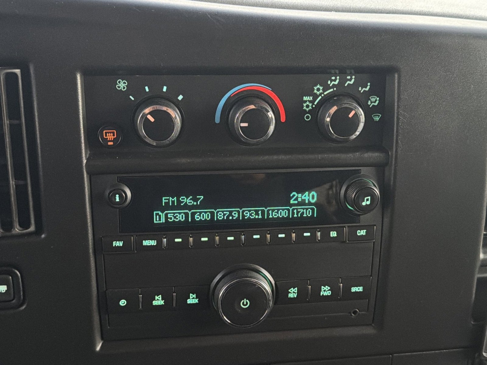 Used 2024 Chevrolet Express 3500 LS image 18