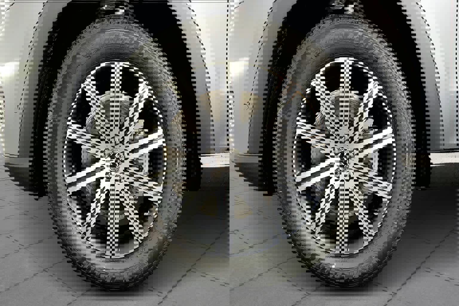 New 2025 Mercedes-Benz GLE 350 4MATIC image 15