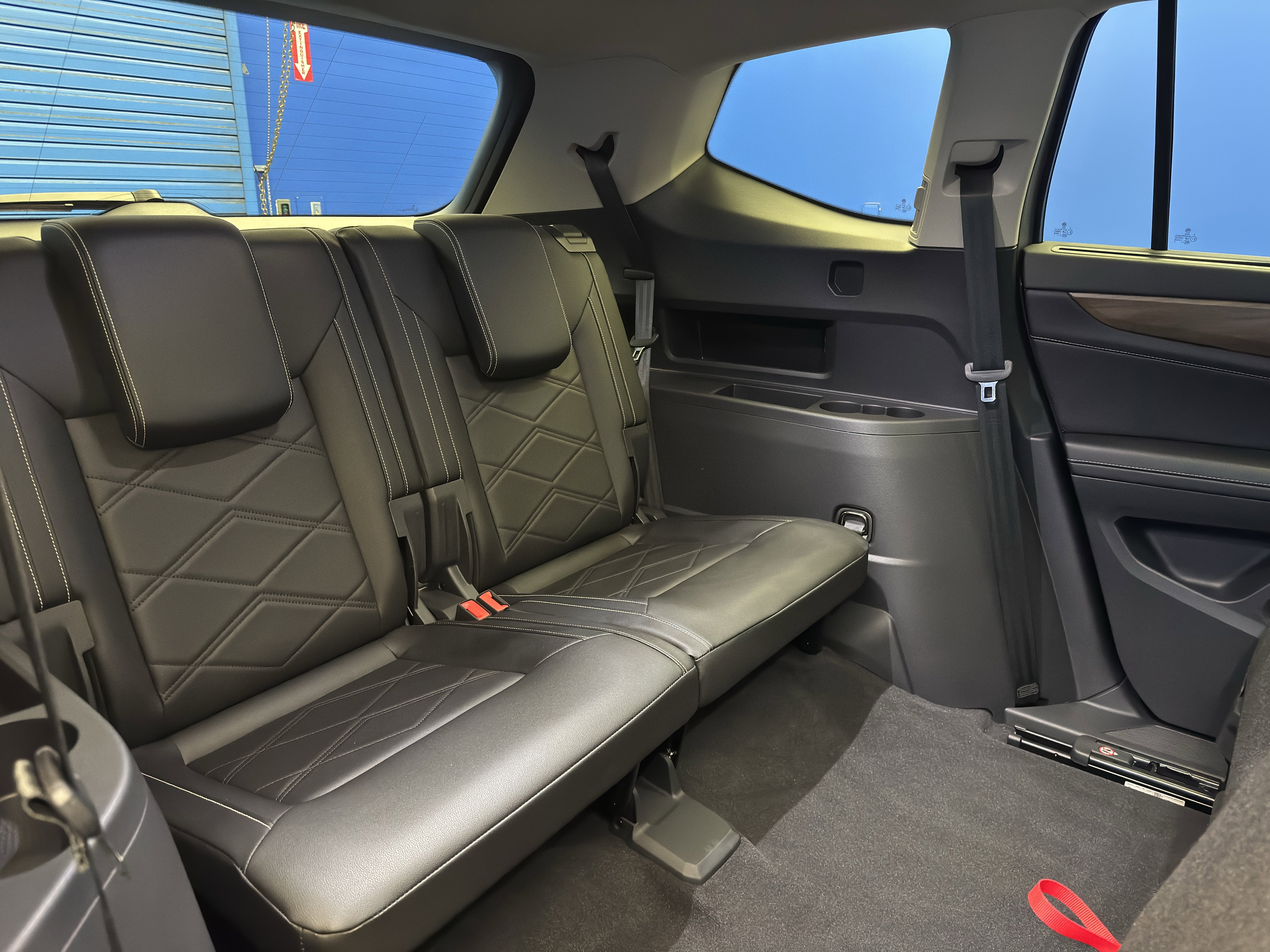 Certified 2025 Volkswagen Atlas SE w/ Panoramic Sunroof Package image 26