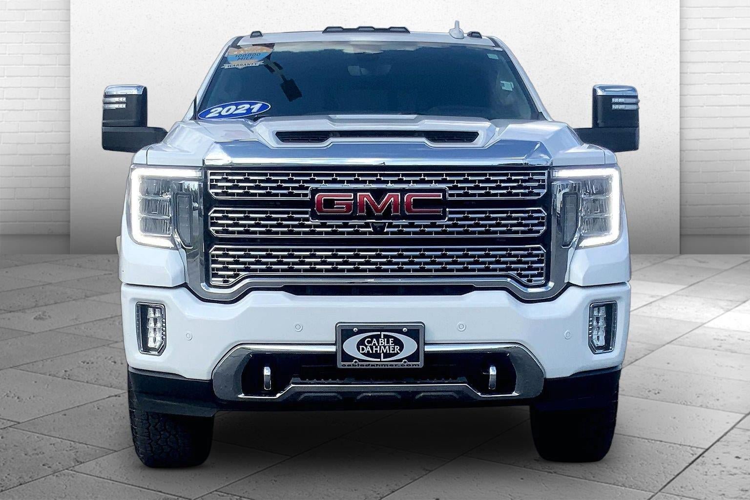 Used 2021 GMC Sierra 2500 Denali w/ Denali Ultimate Package AWD/4WD image 2