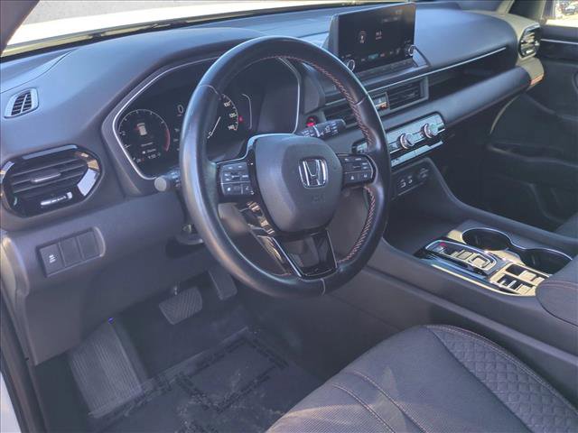 Used 2023 Honda Pilot Sport image 10