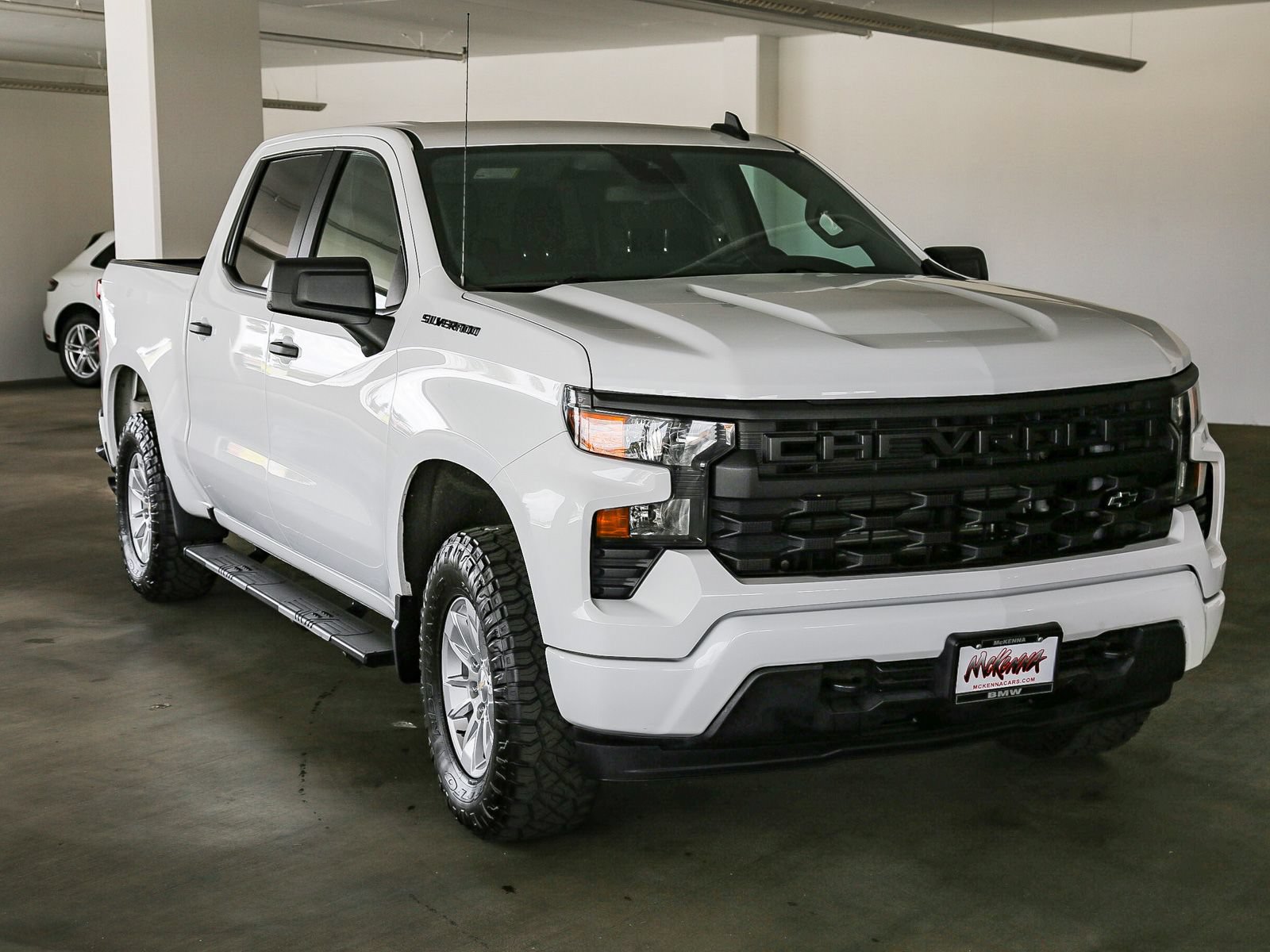 Used 2022 Chevrolet Silverado 1500 Custom w/ LPO, Dark Essentials Package RWD image 6