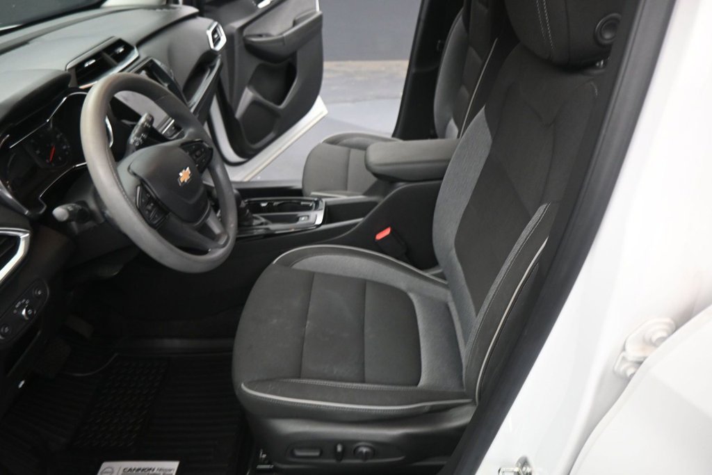 Used 2023 Chevrolet TrailBlazer LT w/ Convenience Package FWD image 9