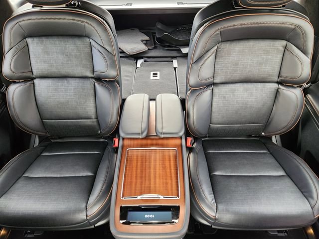 New 2026 Lincoln Navigator Black Label image 14
