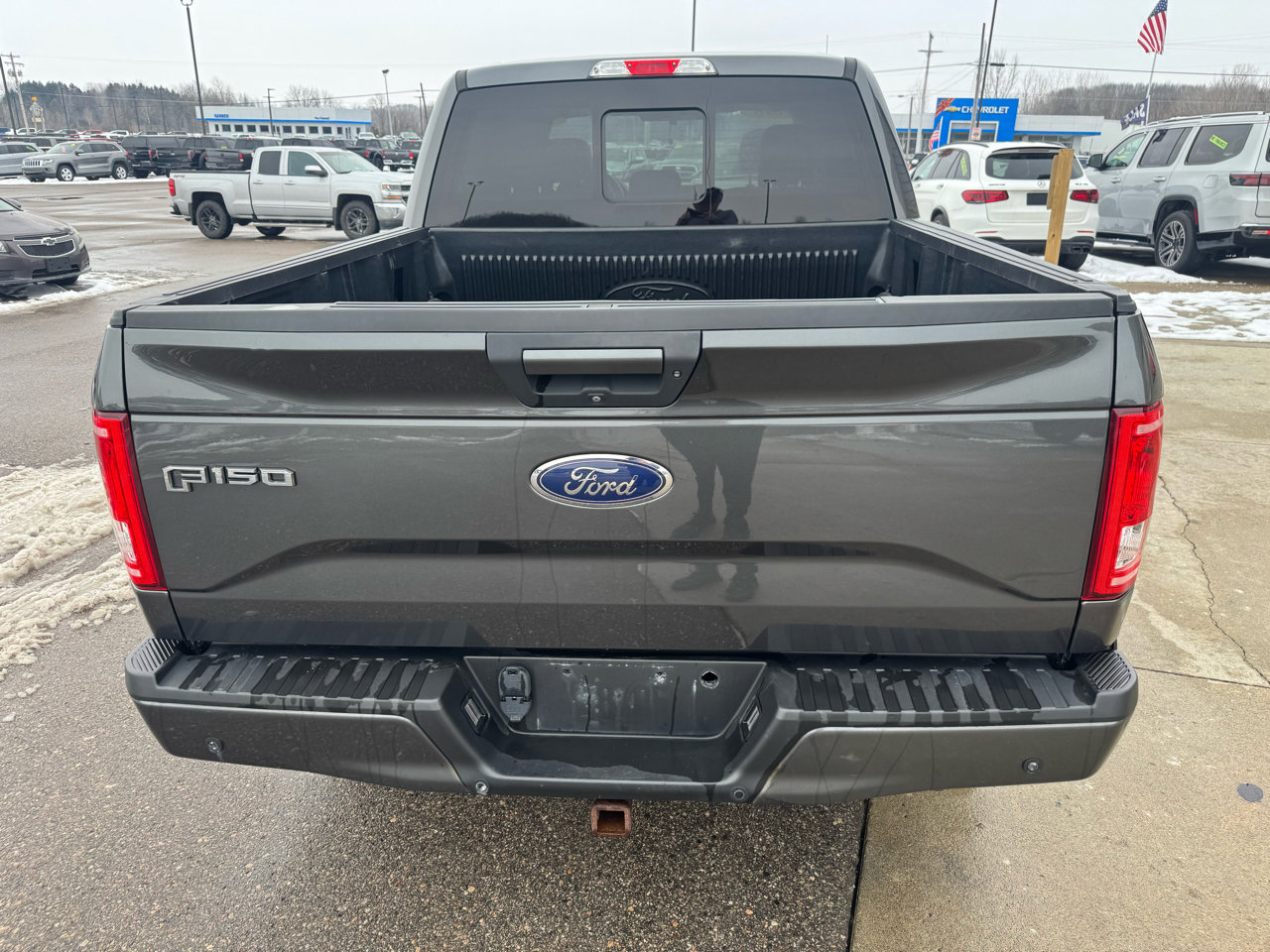 Used 2017 Ford F150 XLT w/ Equipment Group 301A Mid image 6