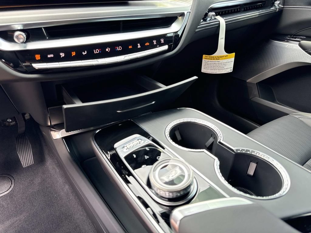 New 2026 Cadillac Lyriq Signature Luxury w/ LPO, Floor Liner Package RWD image 25