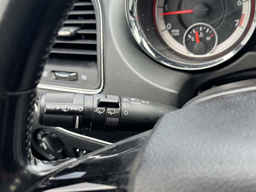 Used 2020 Dodge Grand Caravan SE FWD image 13