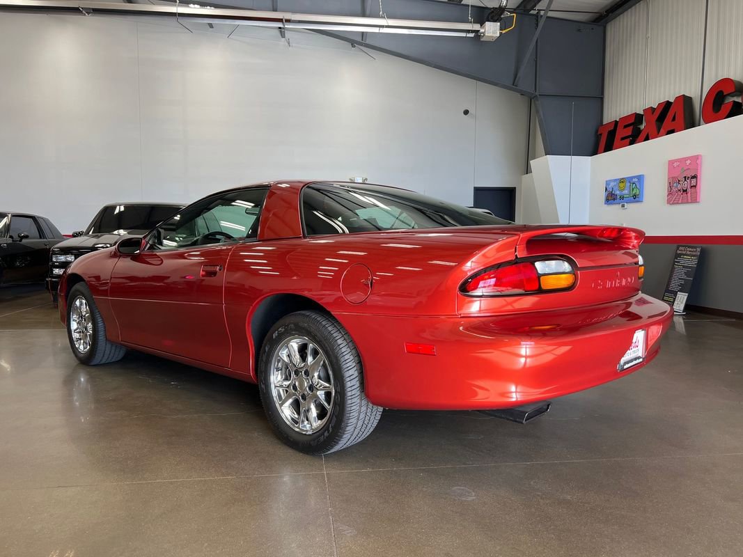 Used 2002 Chevrolet Camaro Z28 w/ Preferred Equipment Group image 7