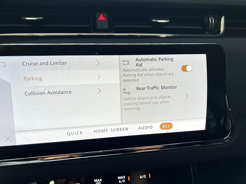 Used 2023 Land Rover Range Rover Evoque R-Dynamic SE AWD/4WD image 46
