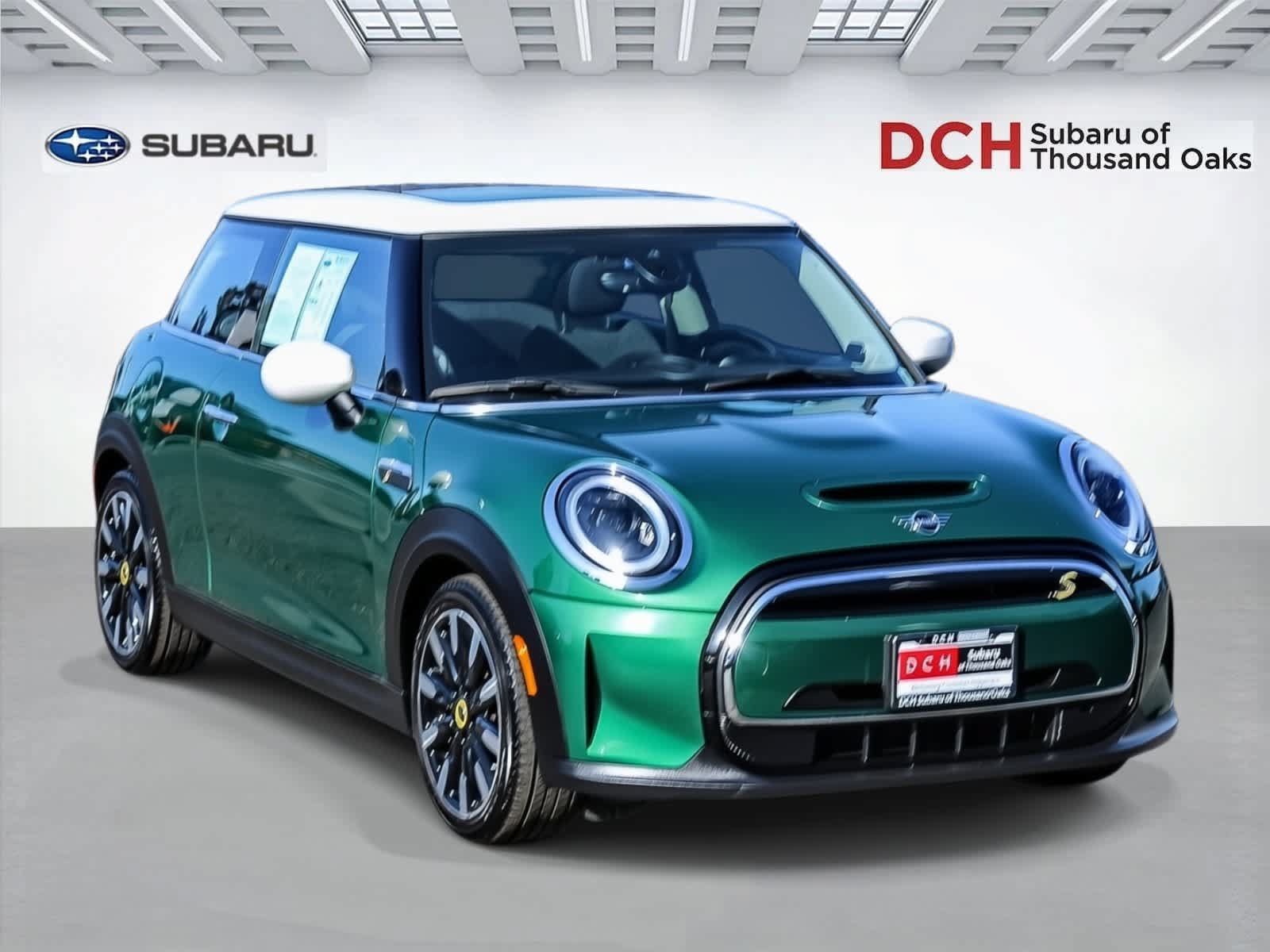 Used 2023 MINI Cooper SE FWD image 3