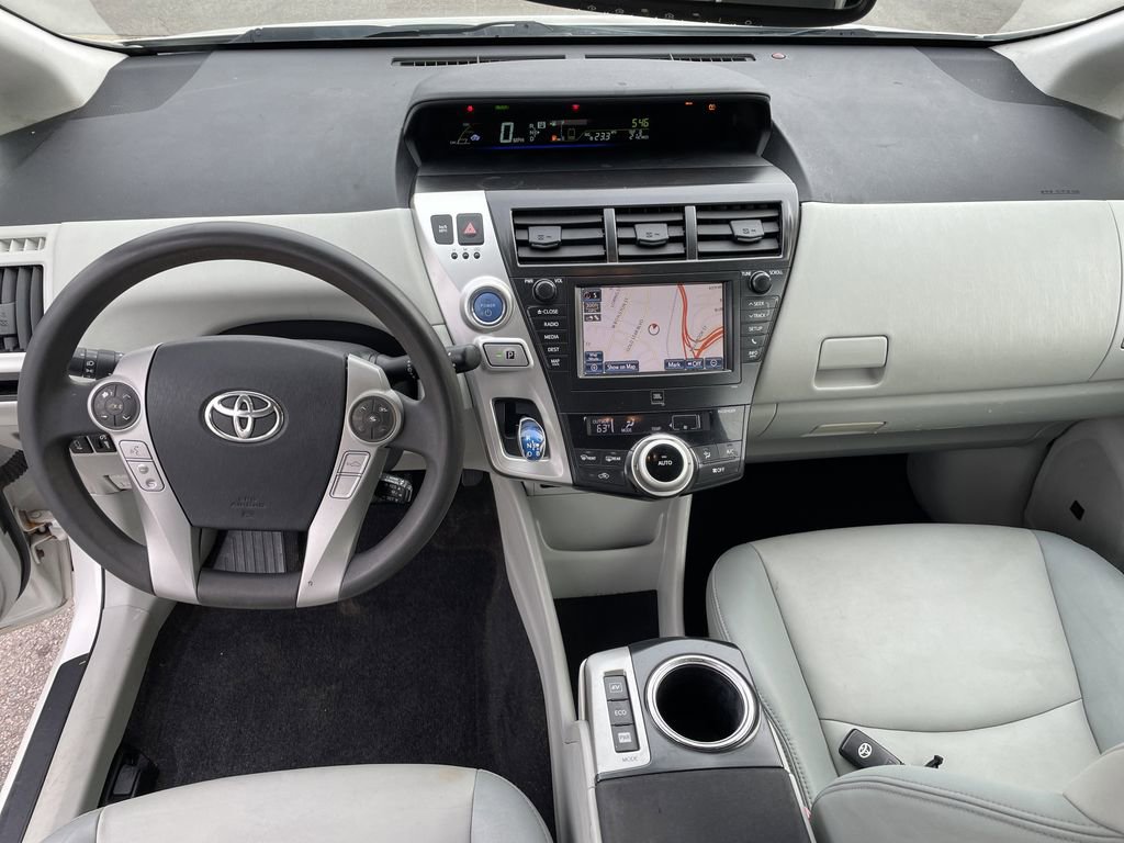 Used 2012 Toyota Prius V Five FWD image 15