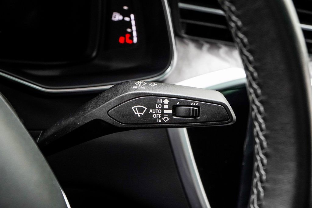 Used 2024 Audi A6 Premium Plus image 37