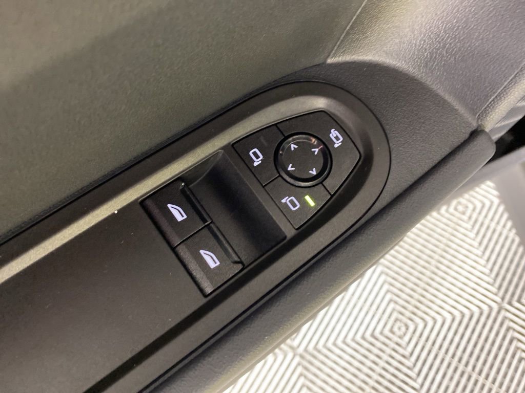 Certified 2025 MINI Cooper S FWD image 8