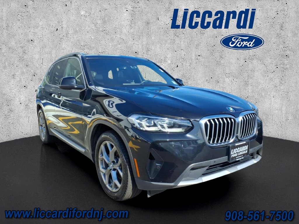 Used 2022 BMW X3 xDrive30i AWD/4WD image 1