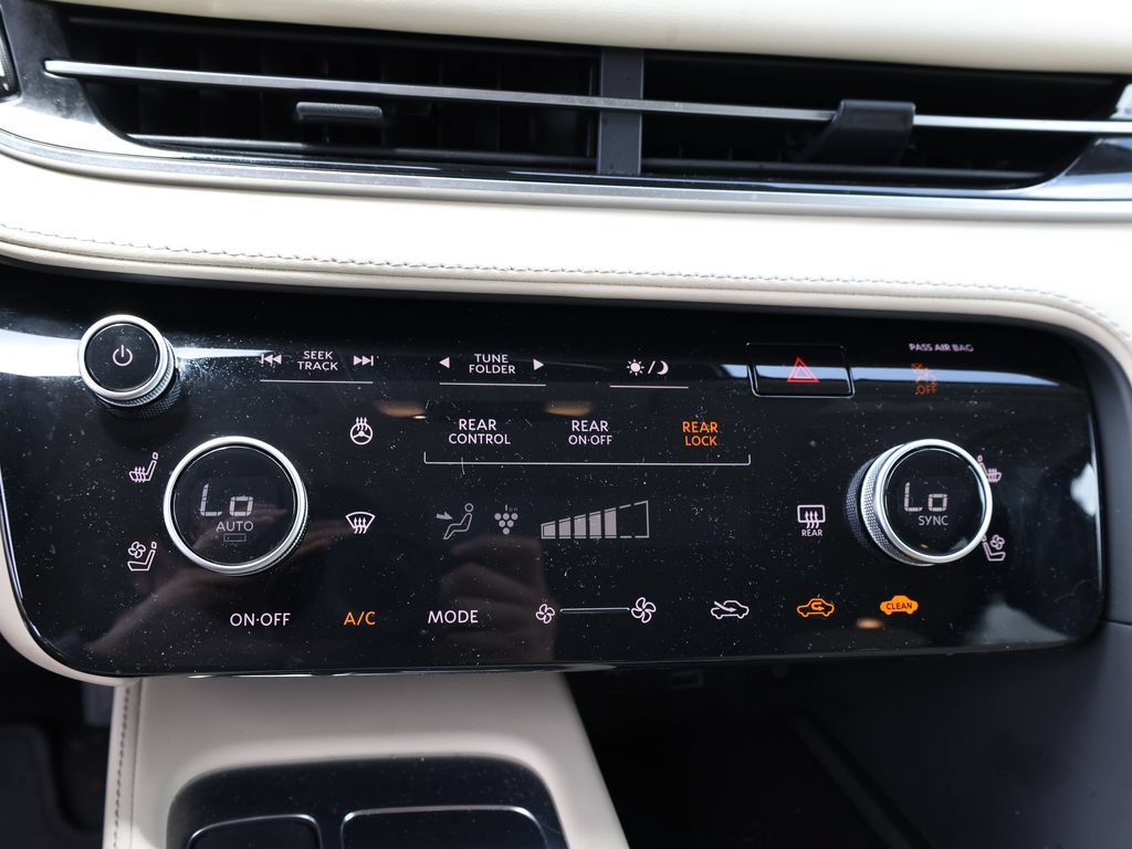 Certified 2025 INFINITI QX60 Sensory w/ Vision Package AWD/4WD image 34