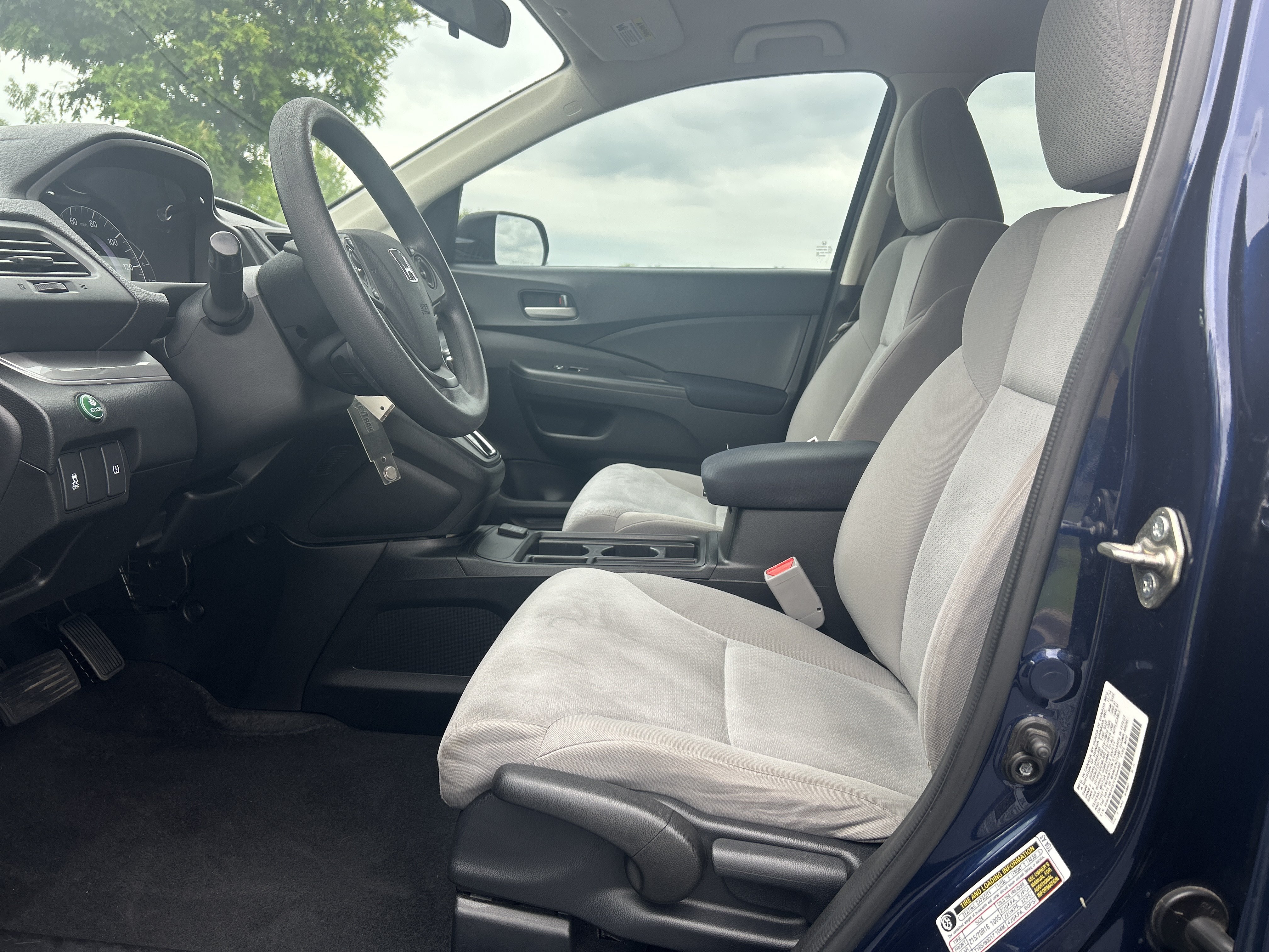 Used 2015 Honda CR-V LX image 25