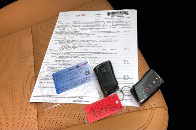 Used 2025 Lexus RX 350 FWD image 11