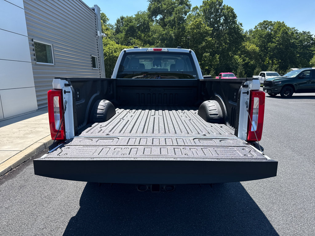 New 2026 Ford F250 XL w/ FX4 Off-Road Package AWD/4WD image 10